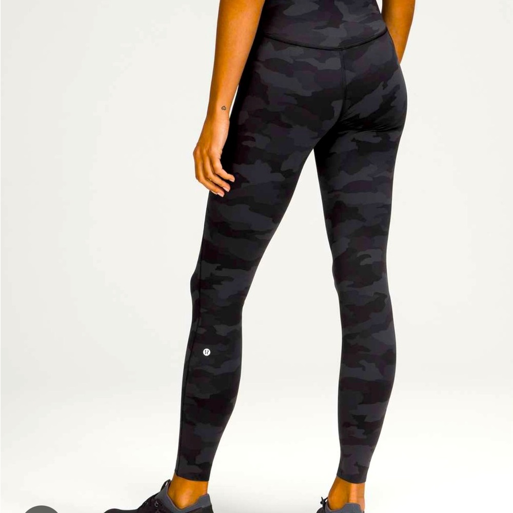 Lululemon Base Pace High Rise tight. Camo print. 25”